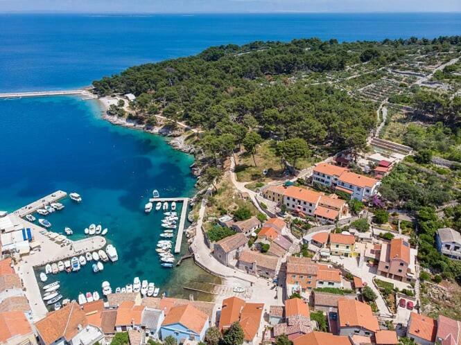 Cuore Di Milka Apartments Veli Lošinj Exteriör bild