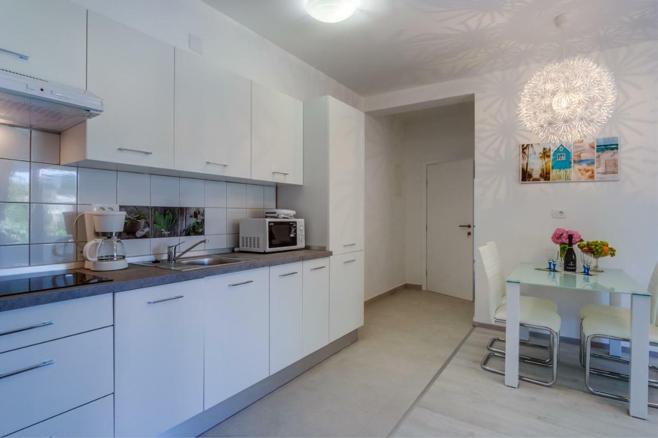Cuore Di Milka Apartments Veli Lošinj Exteriör bild