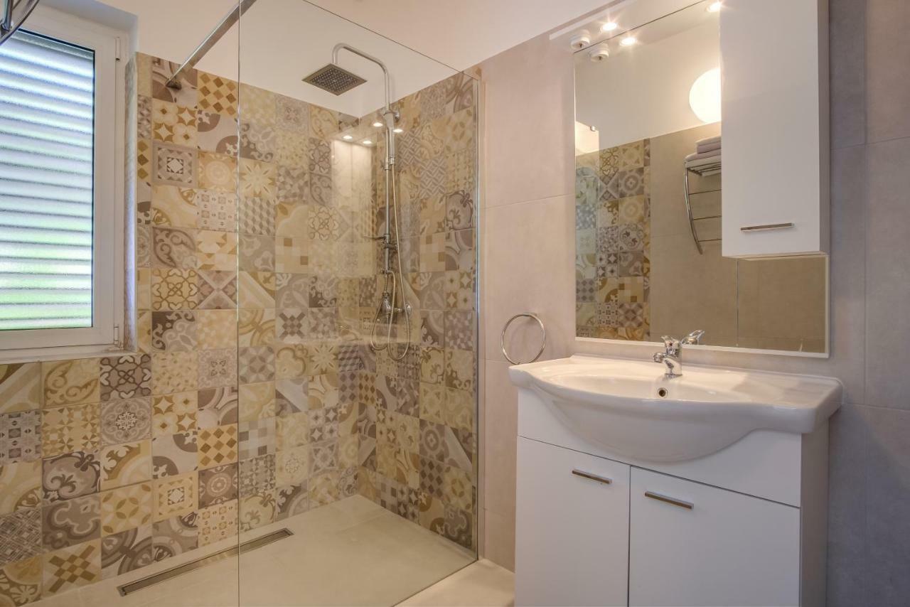 Cuore Di Milka Apartments Veli Lošinj Exteriör bild